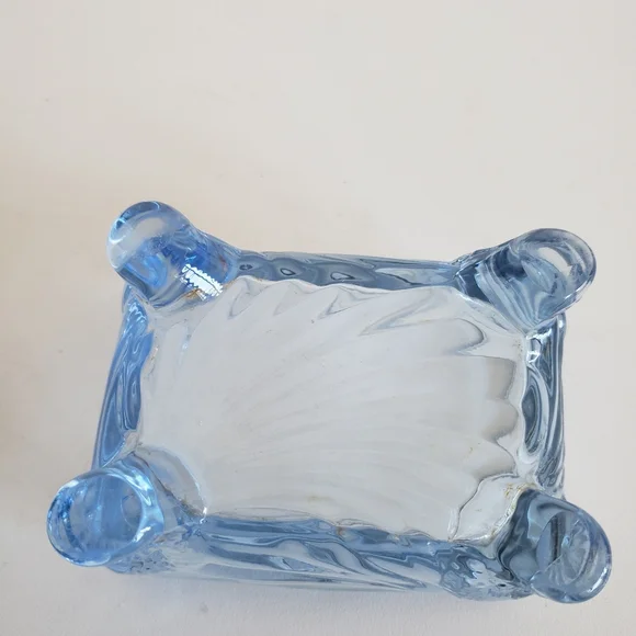 #Cambridge Caprice Moonlight Blue Glass Koi Fish Footed Cigarette Box - Picture 5 of 14